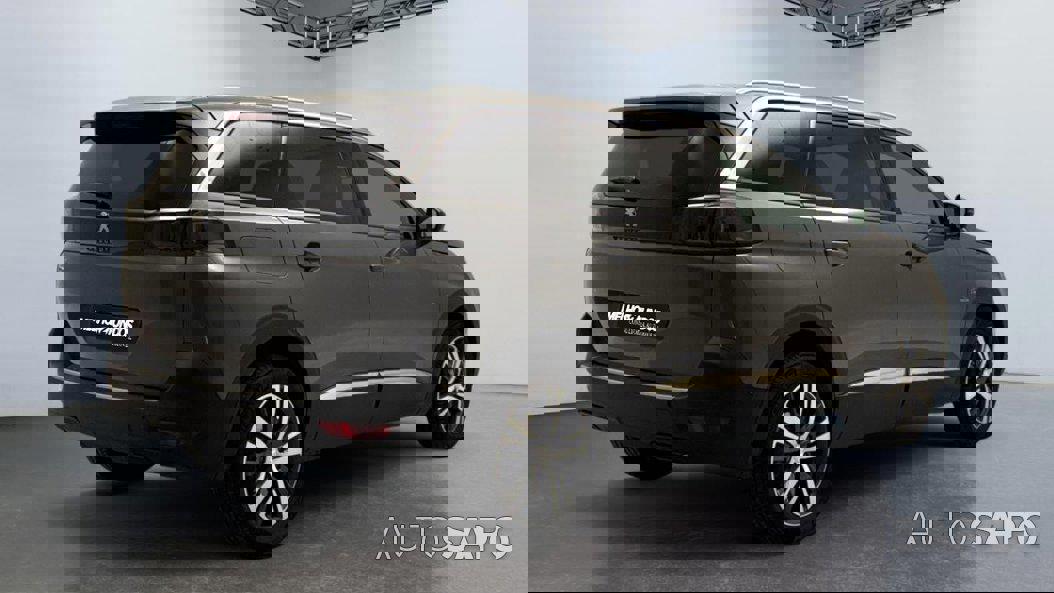 Peugeot 5008 de 2024
