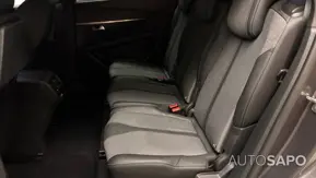 Peugeot 5008 de 2024