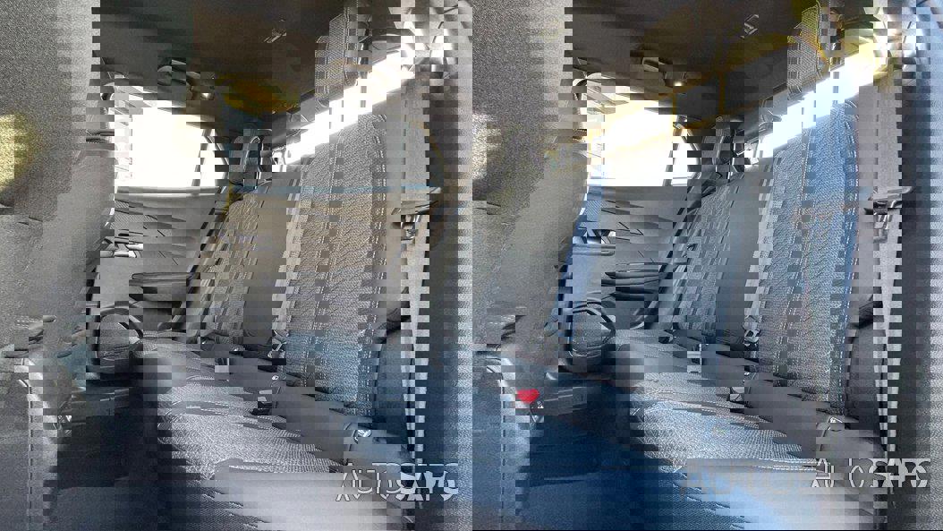 Peugeot 2008 1.2 PureTech Allure Pack de 2025