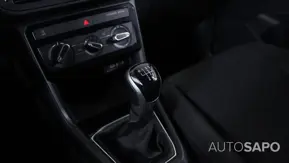 Volkswagen T-Cross 1.0 TSI Life de 2023