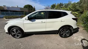 Nissan Qashqai 1.5 dCi N-Connecta J18+Led de 2017