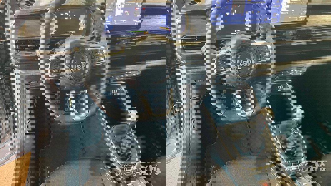 Jeep Avenger 1.2 GSE T3 Altitude de 2024