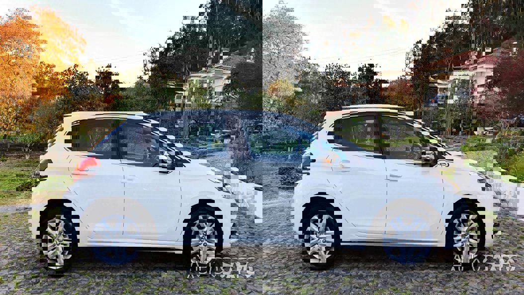 Peugeot 208 1.2 PureTech Allure de 2017