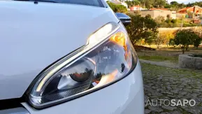 Peugeot 208 1.2 PureTech Allure de 2017