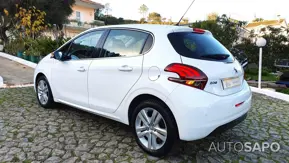 Peugeot 208 1.2 PureTech Allure de 2017