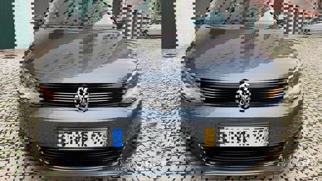 Volkswagen Jetta 1.6 TDi Confortline de 2012