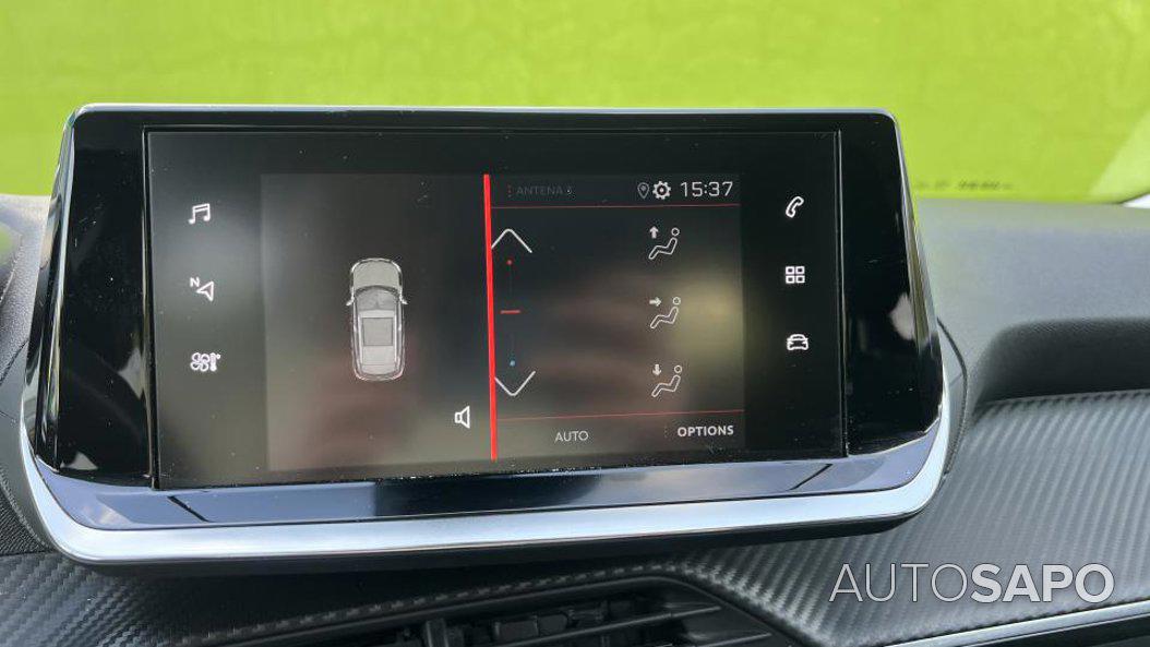 Peugeot 2008 1.2 PureTech Allure de 2022