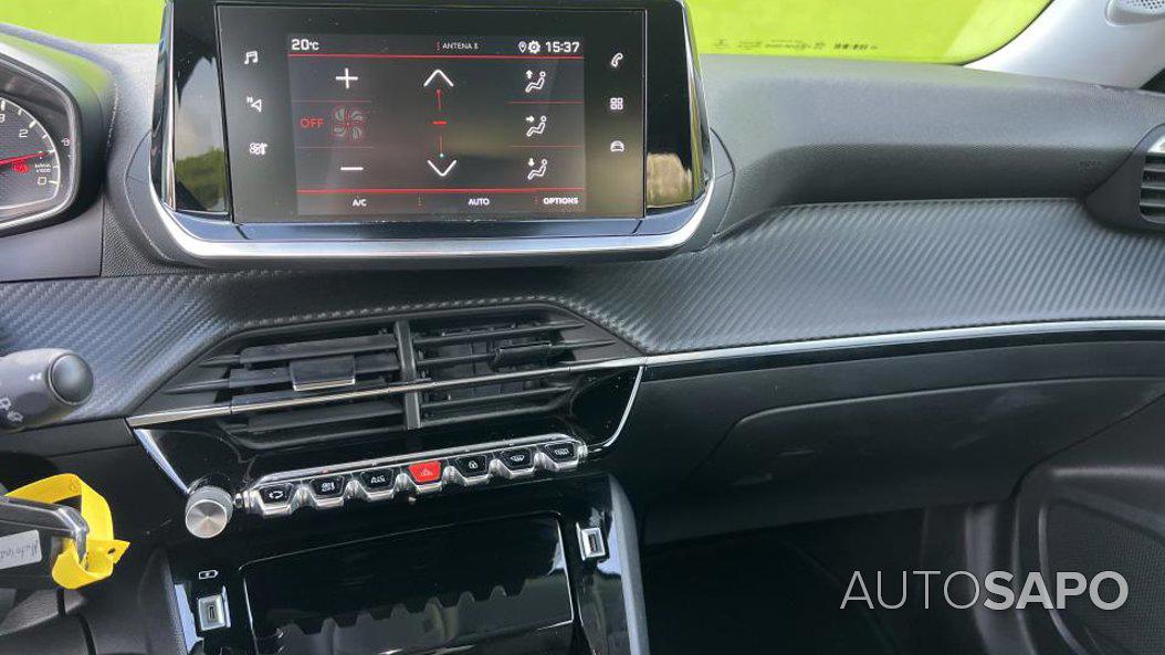 Peugeot 2008 1.2 PureTech Allure de 2022