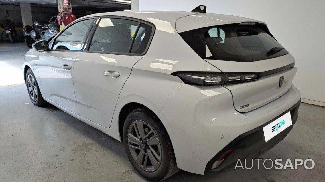 Peugeot 308 1.2 PureTech Style de 2025