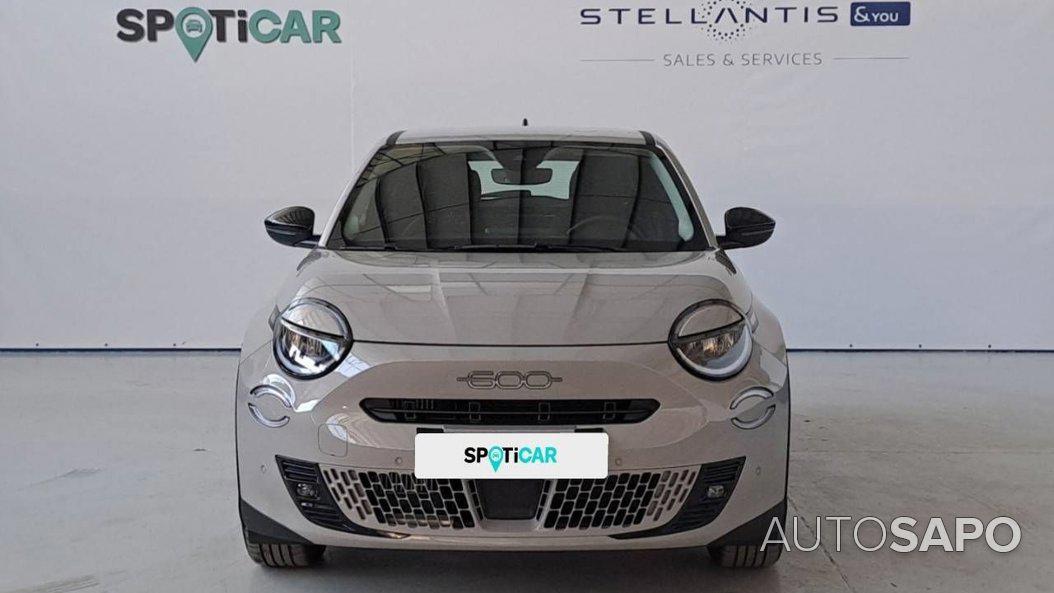 Fiat 600 618 Si de 2025