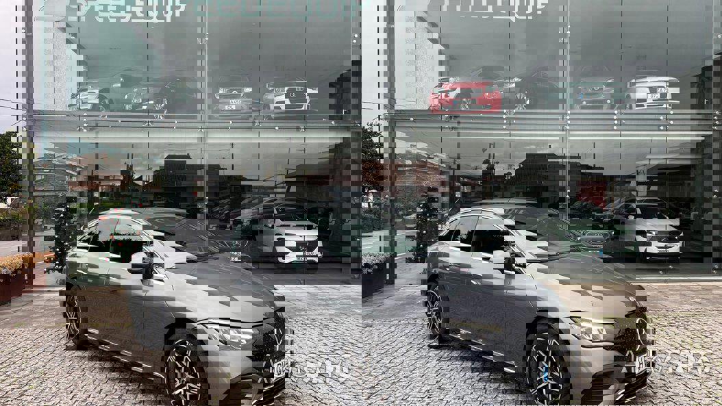 Mercedes-Benz EQE de 2023