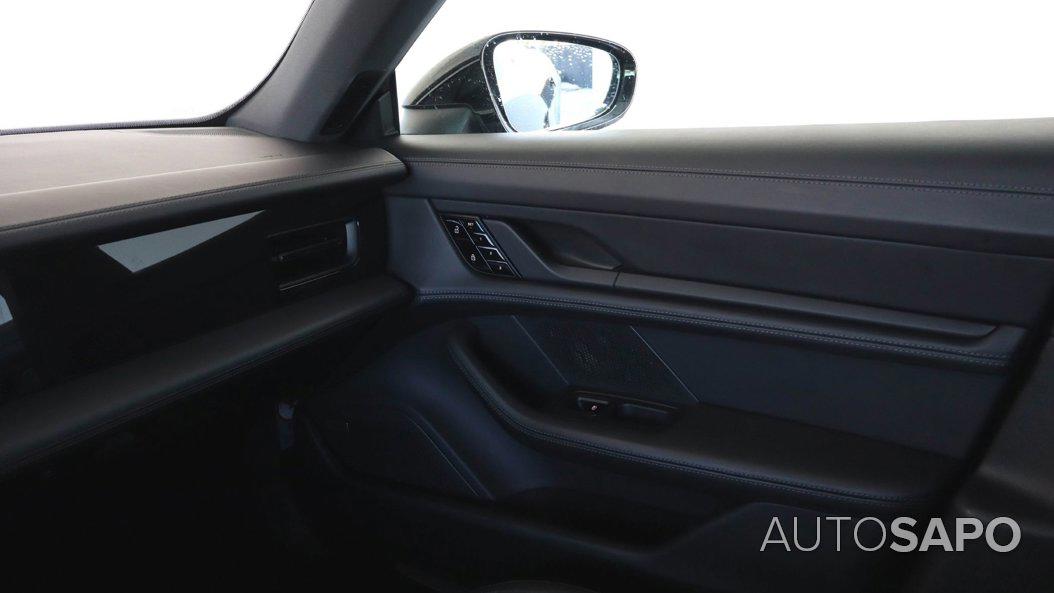 Porsche Taycan 4S de 2024