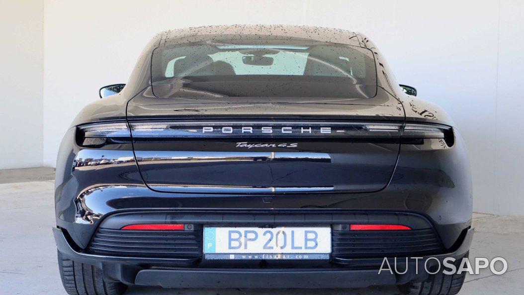 Porsche Taycan 4S de 2024