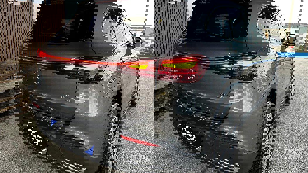 Mercedes-Benz EQA 300 4Matic Progressive de 2024