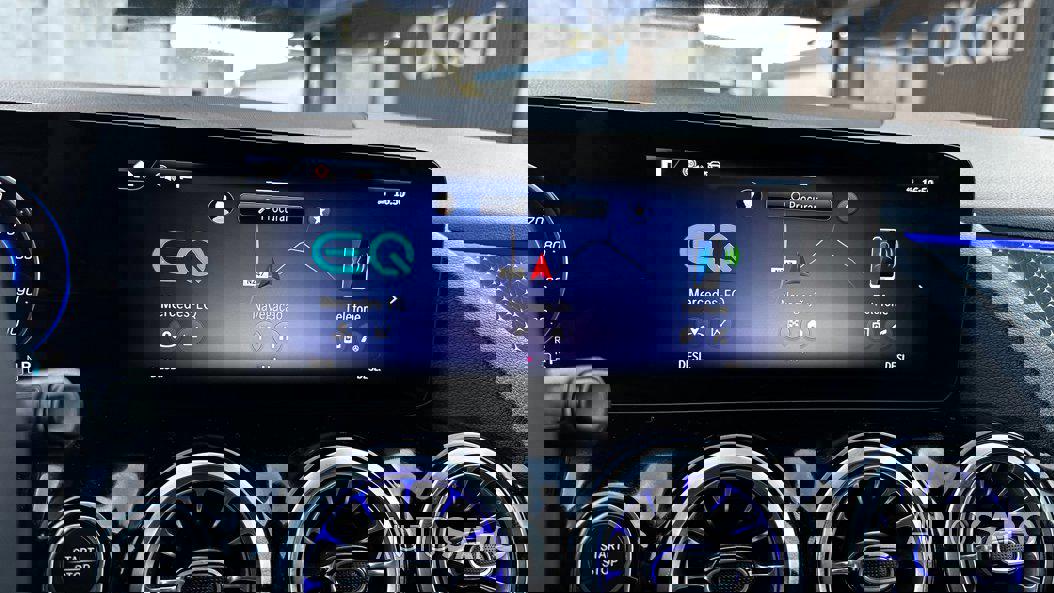 Mercedes-Benz EQA 300 4Matic Progressive de 2024