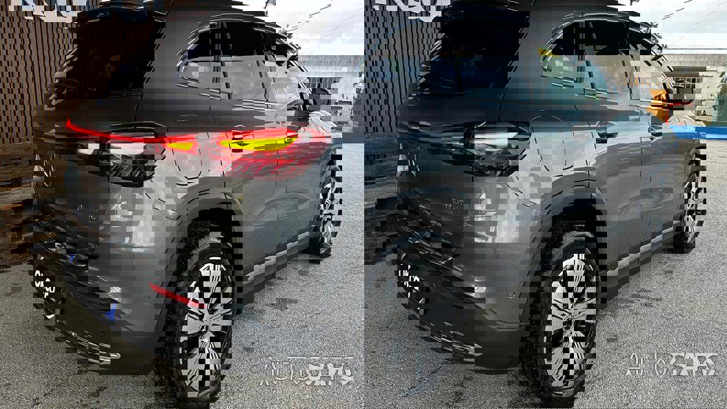 Mercedes-Benz EQA 300 4Matic Progressive de 2024