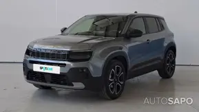Jeep Avenger 54 kWh Summit de 2025