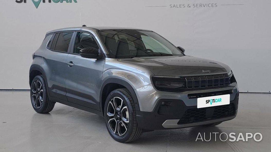 Jeep Avenger 54 kWh Summit de 2025
