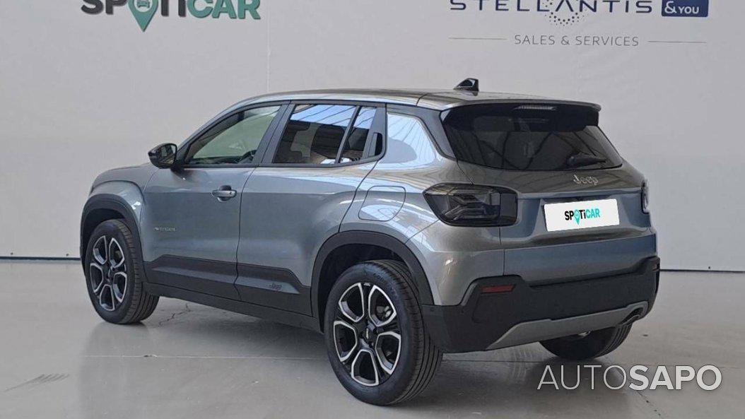 Jeep Avenger 54 kWh Summit de 2025