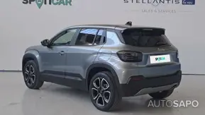 Jeep Avenger 54 kWh Summit de 2025