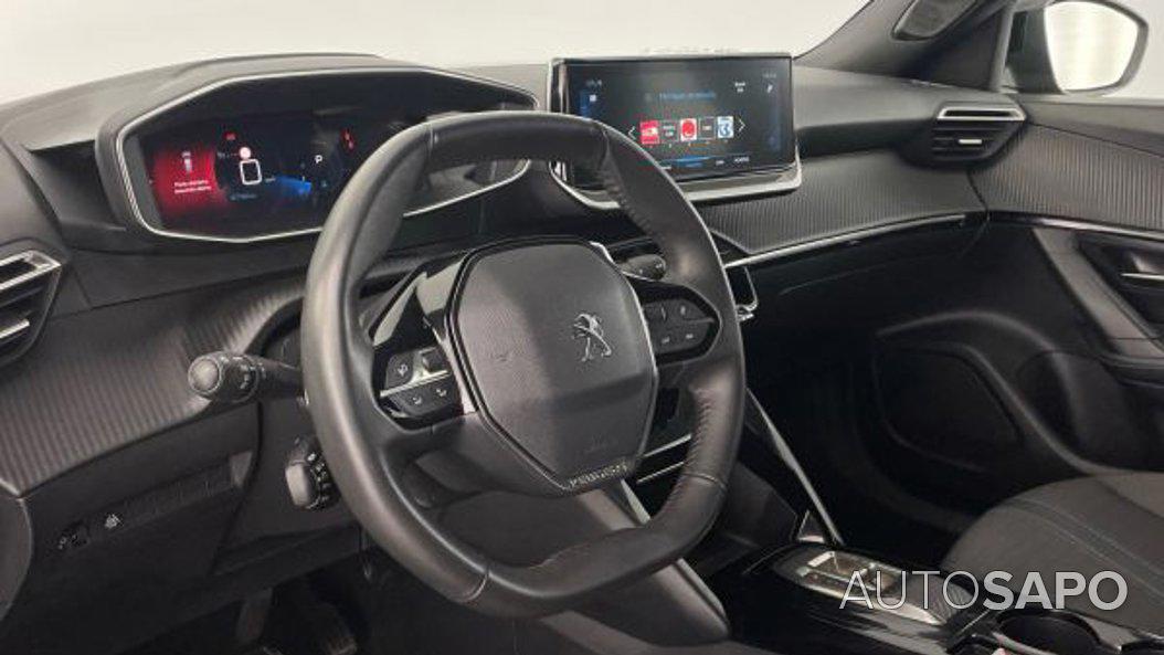 Peugeot 2008 1.2 PureTech Allure de 2023
