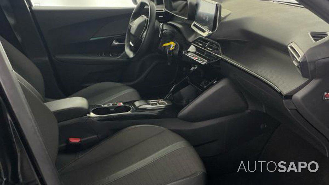 Peugeot 2008 1.2 PureTech Allure de 2023