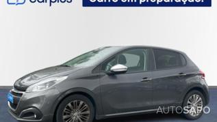 Peugeot 208 1.2 PureTech Life Signature de 2019