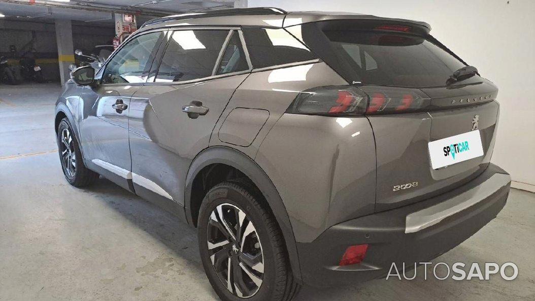 Peugeot 2008 1.2 PureTech Allure de 2022