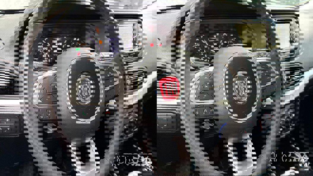 Fiat Tipo 1.3 M-Jet Lounge Tech J17 de 2019