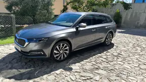 Skoda Octavia 1.4 TSI iV Style DSG de 2024