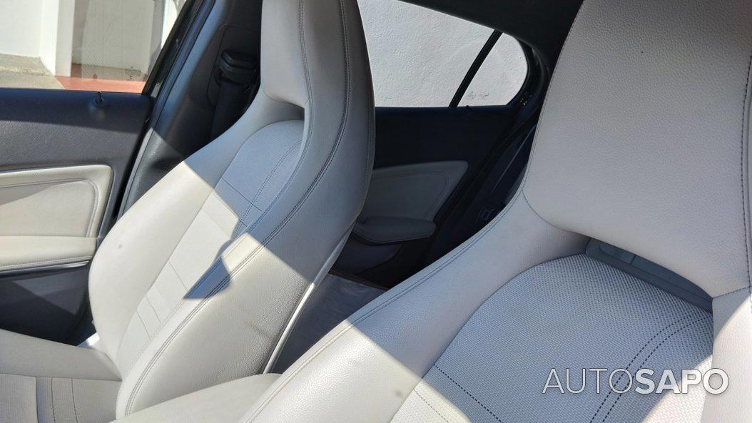 Mercedes-Benz Classe GLA 220 CDi Urban de 2015