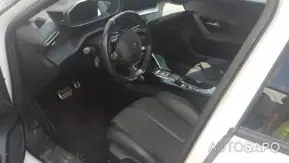 Peugeot e-2008 GT de 2022