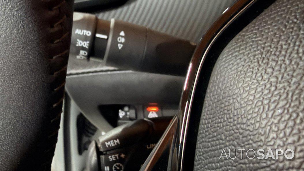 Peugeot E-208 de 2020