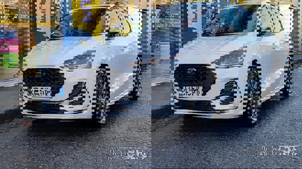 Ford Focus 1.0 EcoBoost MHEV ST-Line de 2024