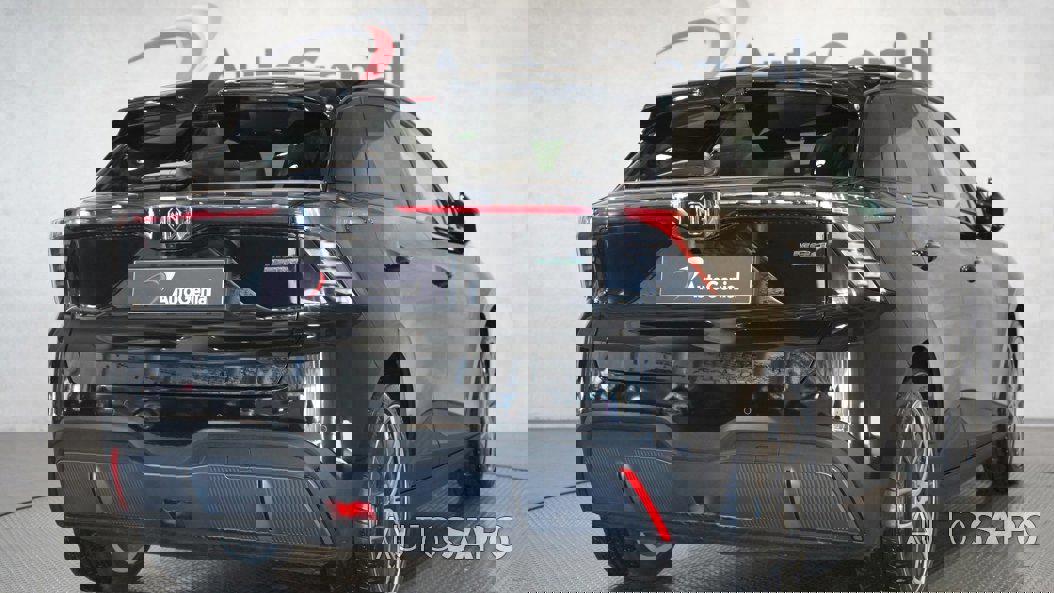 MG MG4 64 kWh Luxury de 2025