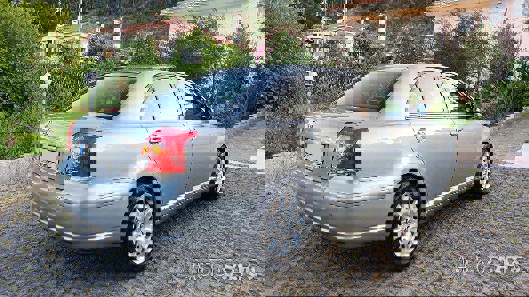 Toyota Avensis 2.0 D-4D Sol de 2008