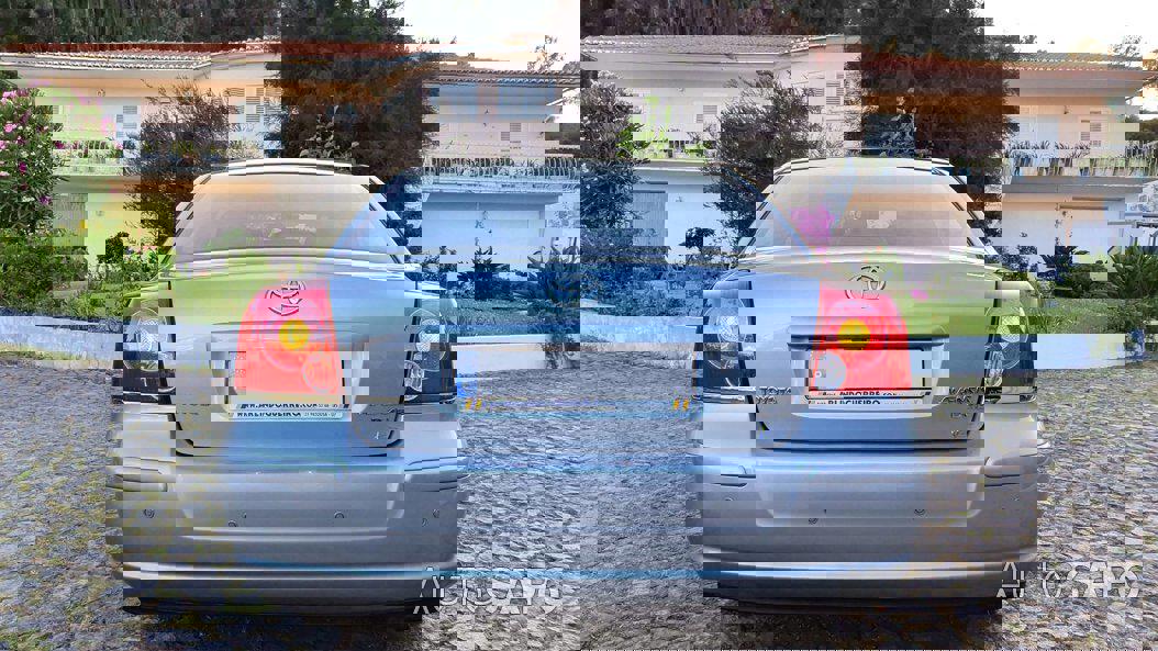 Toyota Avensis 2.0 D-4D Sol de 2008