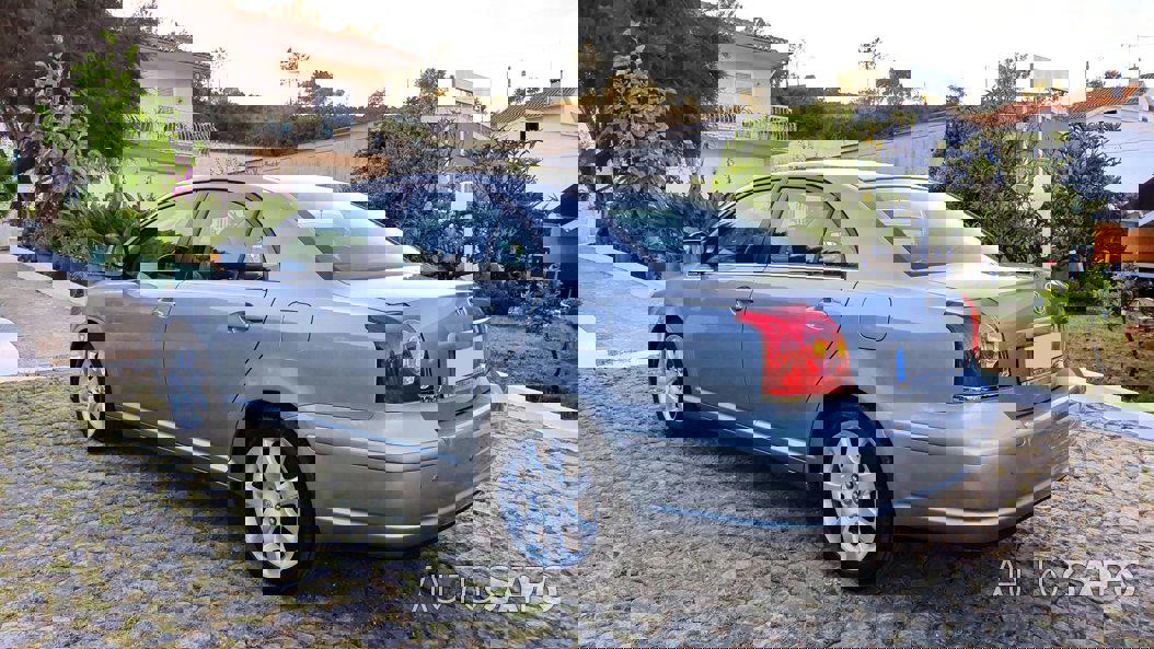 Toyota Avensis 2.0 D-4D Sol de 2008