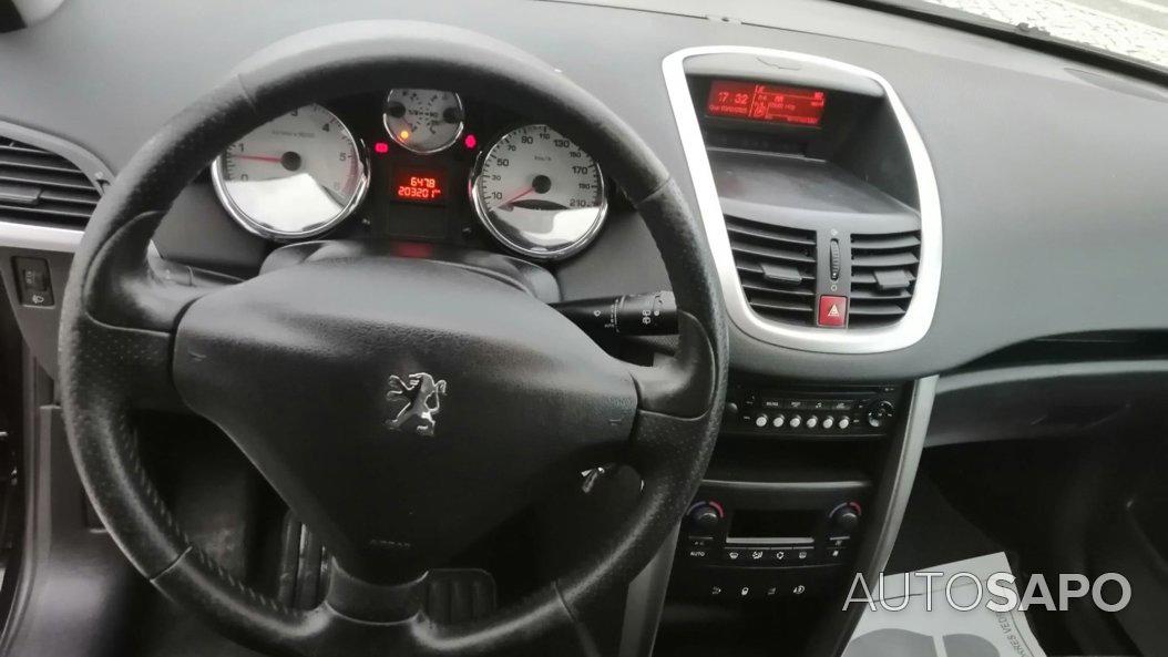 Peugeot 207 1.6 HDi 99g de 2008