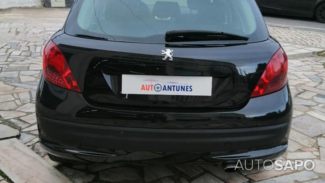 Peugeot 207 1.6 HDi 99g de 2008