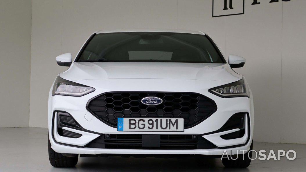 Ford Focus 1.0 EcoBoost MHEV ST-Line de 2024