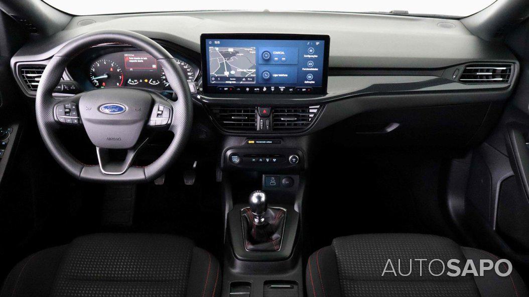 Ford Focus 1.0 EcoBoost MHEV ST-Line de 2024