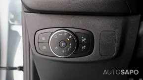 Ford Focus 1.0 EcoBoost MHEV ST-Line de 2024