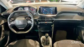 Peugeot 2008 1.2 PureTech Active Pack de 2021
