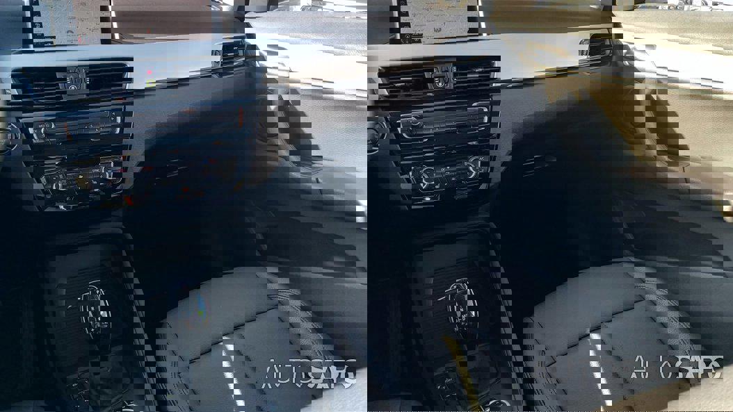 BMW X1 16 d sDrive Auto Line Sport de 2020