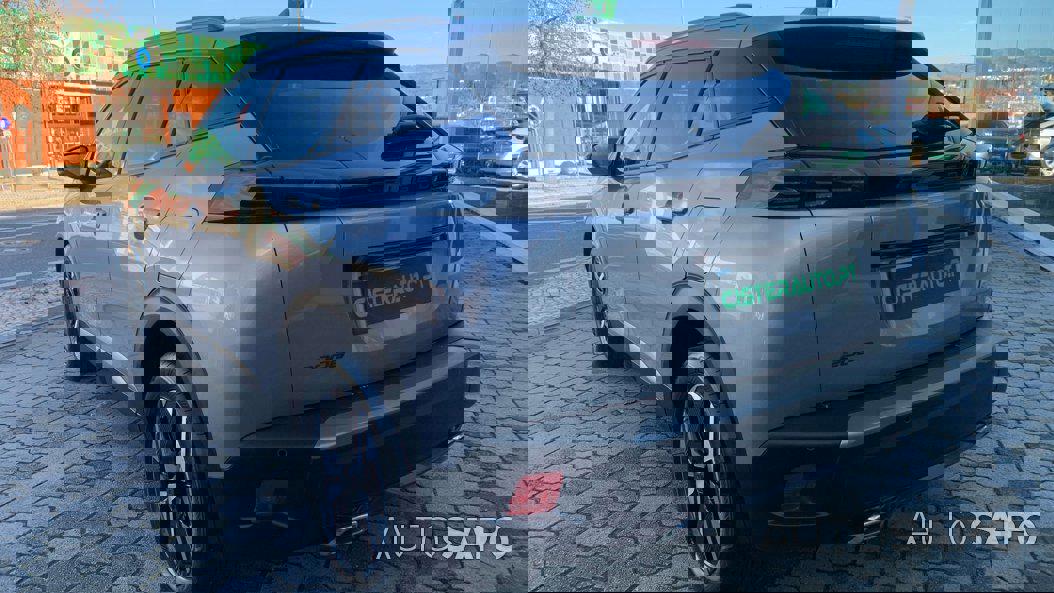 Peugeot 2008 1.2 PureTech Allure EAT8 de 2024