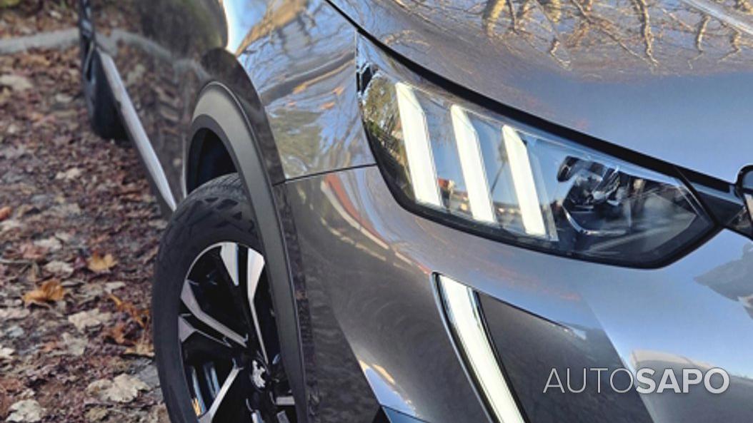Peugeot 2008 1.2 PureTech GT EAT8 de 2022