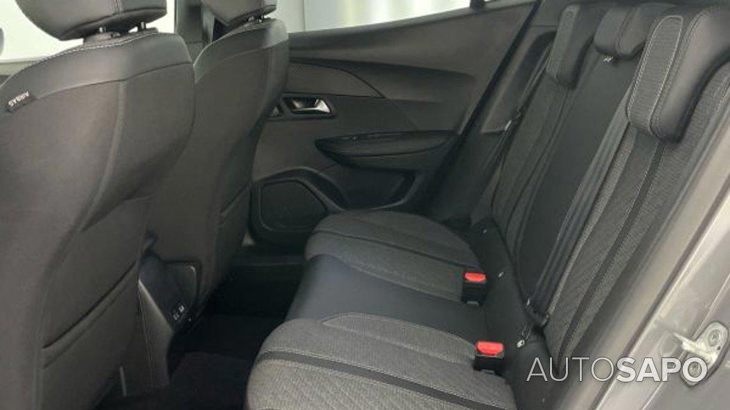 Peugeot 2008 1.2 PureTech Allure de 2025