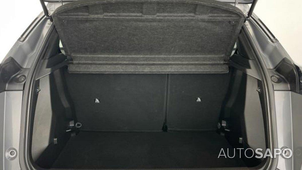 Peugeot 2008 1.2 PureTech Allure de 2025