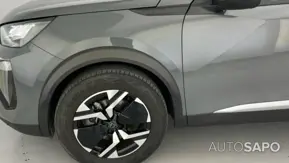 Peugeot 2008 1.2 PureTech Allure de 2025